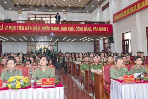 Tập huấn chuyên sâu công tác Hồ sơ nghiệp vụ Công an Nhân dân năm 2025