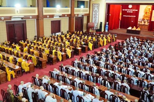 Học viện Phật giáo VN tại Hà Nội thảo luận về 'Phật giáo với thực hiện văn hóa tiết kiệm, chống lãng phí'