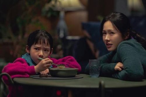 Son Ye Jin bị đạo diễn Park Chan Wook tố nói dối