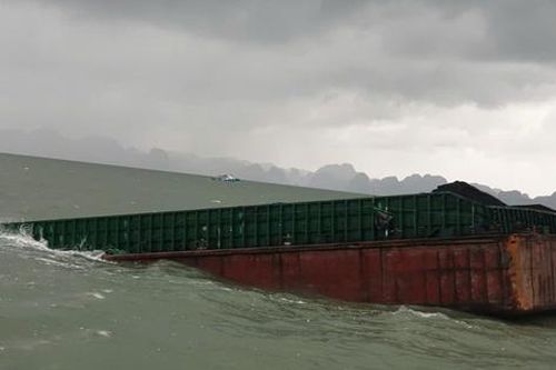 Nâng cao chất lượng thuyền viên, siết quản lý tàu sông pha biển để giảm tai nạn