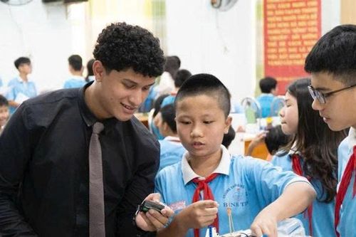 TP. Hồ Chí Minh: Ứng dụng AI, thực tế ảo vào dạy học tiếng Anh