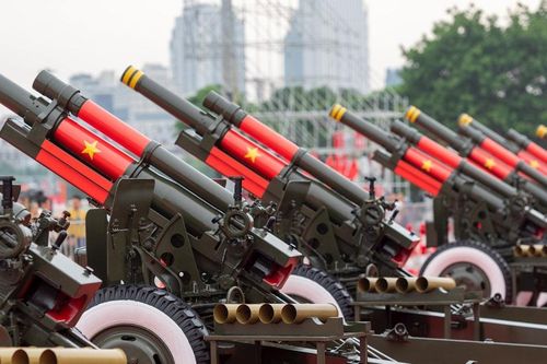 Cận cảnh dàn pháo tập kết tại Mỹ Đình để chuẩn bị luyện tập chào mừng Quốc khánh