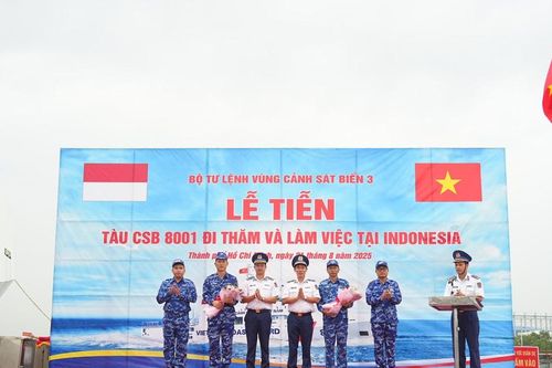Đoàn công tác Cảnh sát biển Việt Nam bắt đầu hải trình đến Indonesia