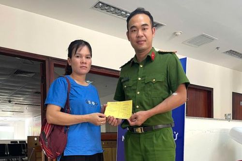 Cán bộ Công an kịp thời hiến máu giúp người đàn ông điều trị bỏng do điện giật