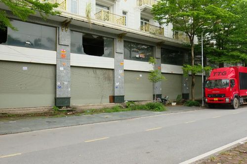 Shophouse vị trí đẹp, diện tích rộng vẫn vắng khách thuê
