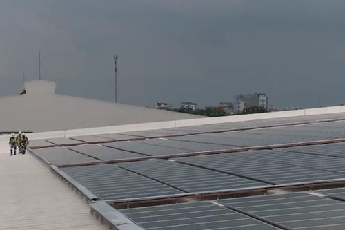 Điện mặt trời áp mái: Nguồn lực chưa được đánh thức