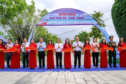 Bản hùng ca biển đảo Việt Nam qua 272 tác phẩm nhiếp ảnh