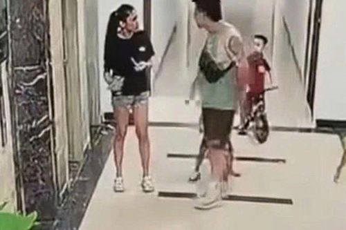 Vụ cô gái trẻ bị đánh dã man tại chung cư ở Hà Nội: Gã xăm trổ bị khởi tố, nạn nhân vẫn còn hoảng sợ, ngủ mơ thấy cảnh kinh hãi