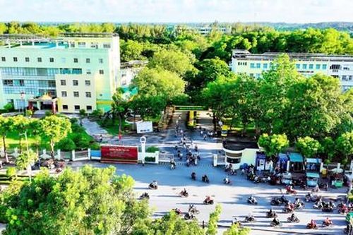 Trường ĐH Trà Vinh tiếp tục thăng hạng trong top 400 của WURI Ranking 2025