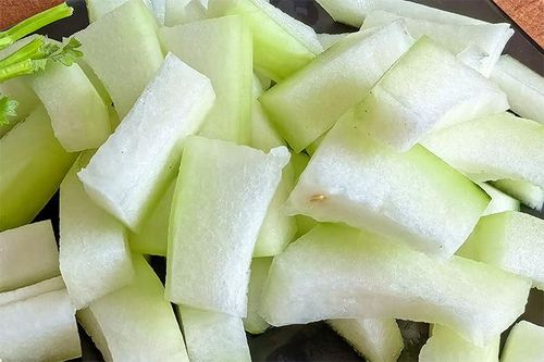 Mùa thu nên ăn thường xuyên 3 món ăn dưỡng phổi để phòng ho, rát cổ