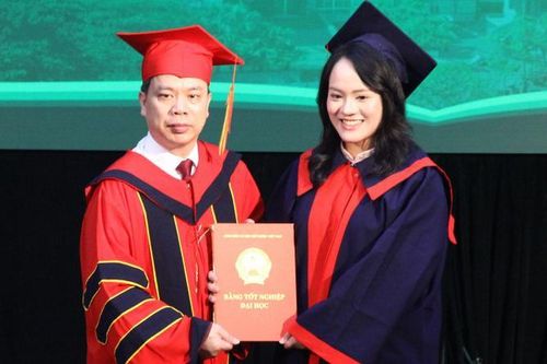 Học viện Y Dược học cổ truyền trao bằng tốt nghiệp cho 775 tân bác sĩ, dược sĩ