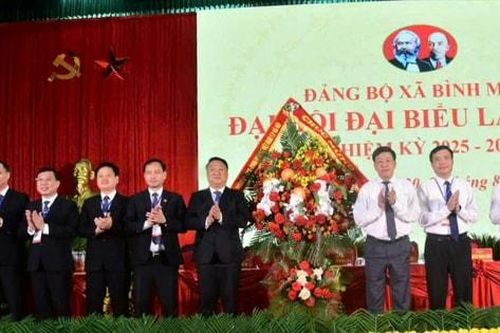 Ủy viên Ban Thường vụ Thành ủy, Phó Chủ tịch UBND thành phố Hà Nội Dương Đức Tuấn:Xây dựng Bình Minh xanh, văn minh, hiện đại, nhân dân hạnh phúc