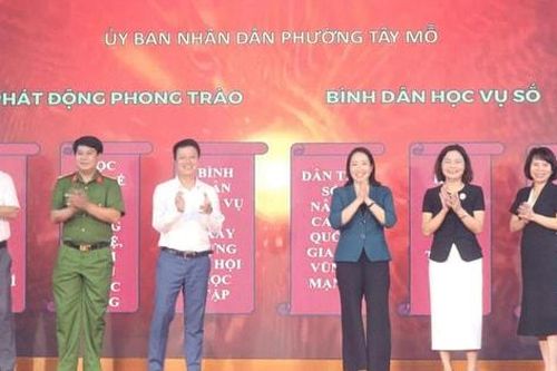 Phường Tây Mỗ thành lập 21 tổ chuyển đổi số cộng đồng