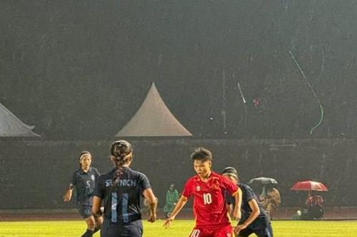 U16 nữ Việt Nam thắng đậm Campuchia trong trận mở màn giải U16 nữ Đông Nam Á