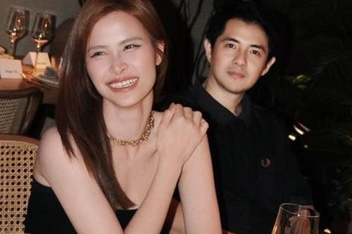 Đông Nhi và Ông Cao Thắng 'trốn con' đi hẹn hò ở Thái Lan