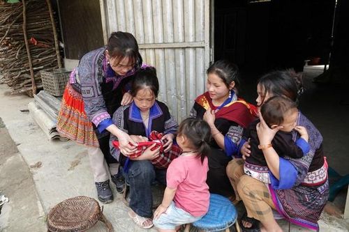 Sản phụ chảy máu nghiêm trọng vì sinh con tại nhà