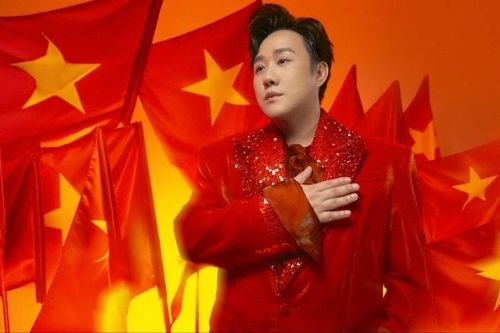 Từ hạt lúa đến Quốc kỳ, Trung Quân gửi gắm niềm tự hào dân tộc trong MV mới