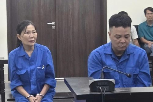 Lừa đảo bằng thủ đoạn 'hứa hẹn làm sổ đỏ'
