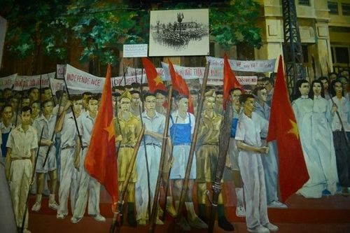 Sài Gòn rực sắc cờ đỏ sao vàng trong ngày lễ độc lập đầu tiên