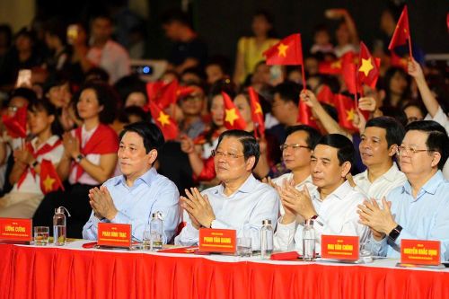 Lãnh đạo Đảng, Nhà nước dự cầu truyền hình 'Thời cơ vàng'