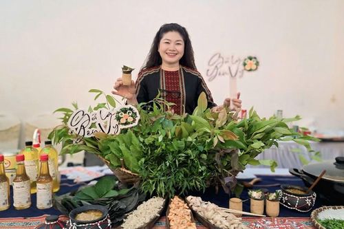 Quảng Ngãi đưa don, gỏi lá giới thiệu tại Trung tâm Triển lãm Quốc gia