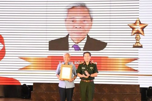 Trao giải Cuộc thi sáng tác thơ, ca khúc về ngành cơ yếu Việt Nam