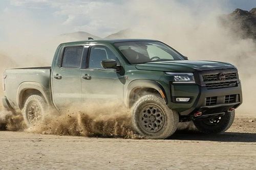 Nissan Frontier PRO-4X R từ 1,25 tỷ đồng, 'đấu' Ford Ranger Raptor