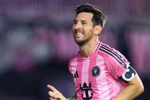 Messi nhận giải 'Bàn thắng đẹp nhất'