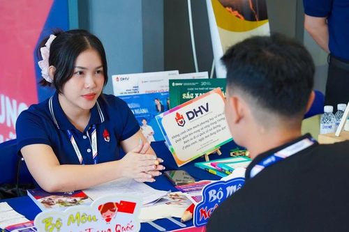 Trường đại học lấy điểm sàn thấp nhất cả nước có điểm chuẩn bất ngờ tăng mạnh