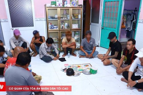 Đột kích tụ điểm 'lắc bầu cua', thu giữ nhiều tang vật