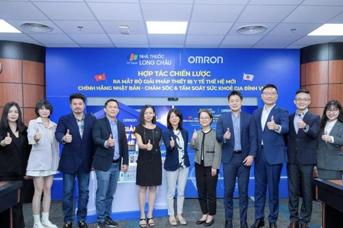 Long Châu và OMRON ra mắt trọn bộ giải pháp tầm soát chăm sóc sức khỏe tại nhà