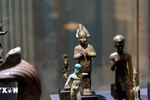 Ai Cập: Triển lãm 86 hiện vật quý giá được khai quật từ đáy Địa Trung Hải