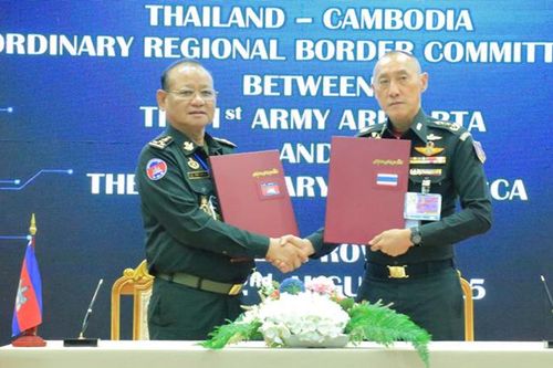 Campuchia - Thái Lan tái khẳng định cam kết ngừng bắn và đồng thuận 13 điểm