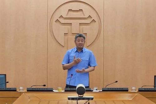 Hà Nội: Lập lộ trình giải quyết 'xóa' chợ cóc, chợ tạm
