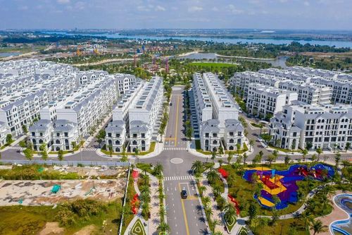 Thanh khoản kém vì sao giá nhà đất vẫn neo cao?