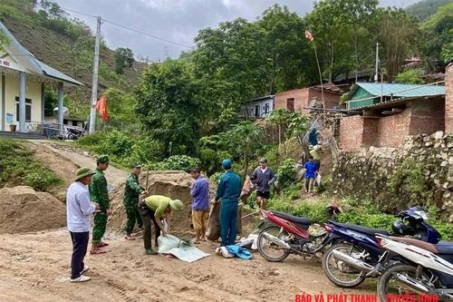 Tuổi trẻ hỗ trợ xây dựng nhà ở cho hộ nghèo, gia đình chính sách