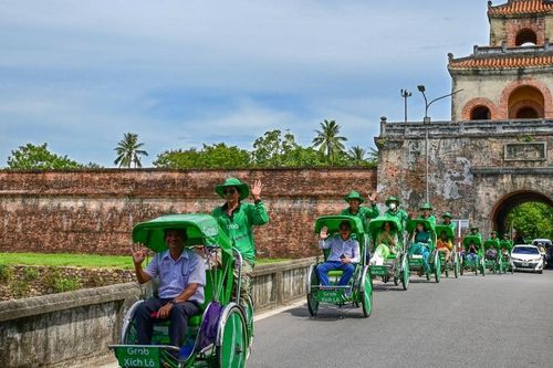 Grab đẩy mạnh triển khai các hoạt động thúc đẩy chuyển đổi số tại Huế