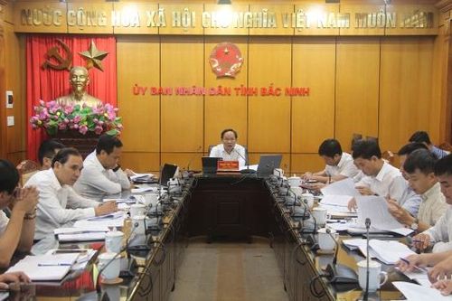 Tập trung giải phóng mặt bằng, bảo đảm tiến độ các dự án