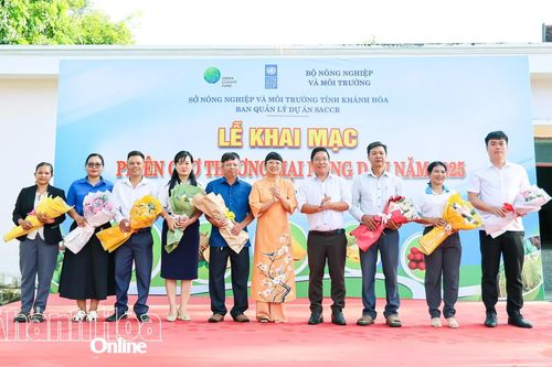 Tổ chức 3 phiên chợ Thương mại nông dân năm 2025