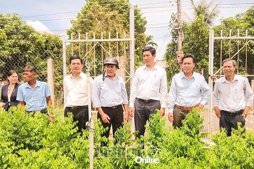 Lãnh đạo Hội Nông dân tỉnh Khánh Hòa làm việc với Hội Nông dân xã Diên Thọ