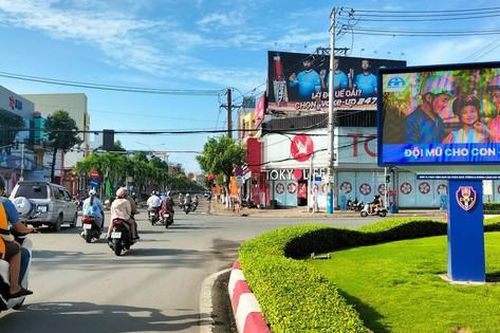 Hiệu quả từ những màn hình LED tuyên truyền an toàn giao thông ở Cà Mau