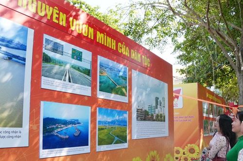 Dấu ấn 80 năm lịch sử và khát vọng phát triển qua triển lãm ảnh đặc biệt