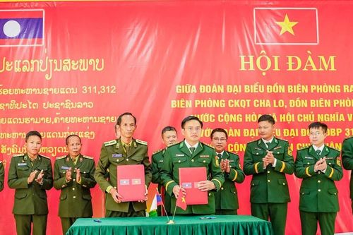 Hợp tác bảo vệ biên giới Việt - Lào, giúp người dân phát triển kinh tế