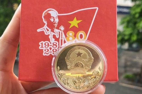 Hộp xu 'Tự hào Việt Nam' - món quà lưu niệm đặc biệt mừng Quốc khánh 2/9