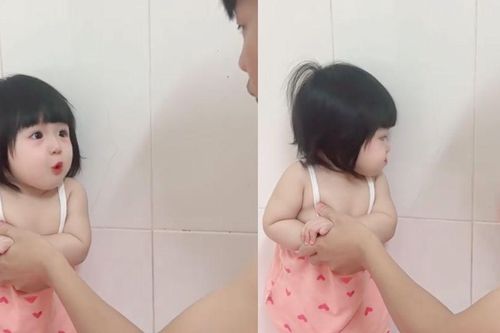 Bị bố mắng, bé gái 3 tuổi biểu cảm đáng yêu đến mức mạng xã hội ồ ạt xin vía