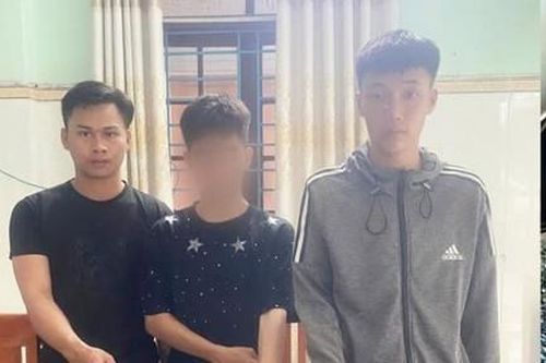 3 gã trai 'chơi ngông', dùng ná bắn vào quán nhậu, kính ô tô