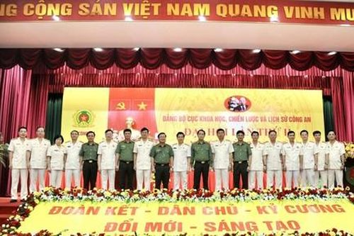 Phát huy công tác khoa học, chiến lược, làm nền tảng cho đảm bảo an ninh, trật tự