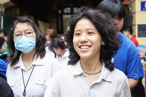 Tra cứu điểm chuẩn đại học 2025 chính xác nhất trên VTC News