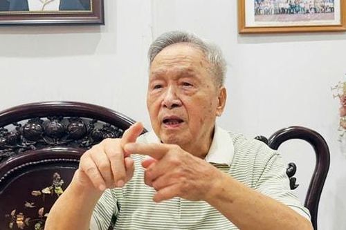 Từ ngọn lửa Cứu quốc đến mùa thu độc lập