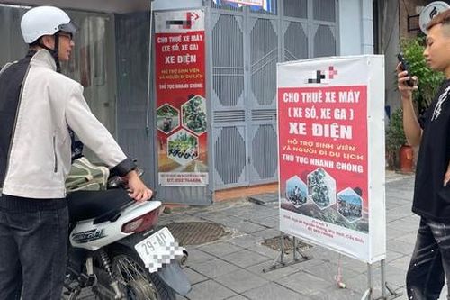 Nhu cầu thuê xe máy tăng mạnh trước Lễ diễu binh, diễu hành dịp Quốc khánh 2/9